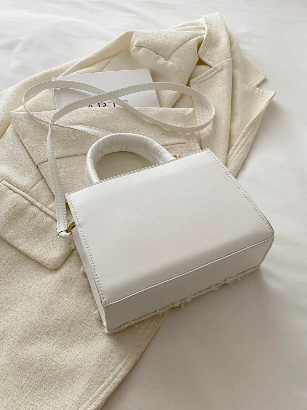 Look Jenny - Maison Zenaya